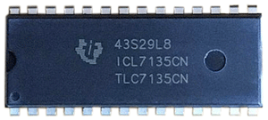 ICL7135