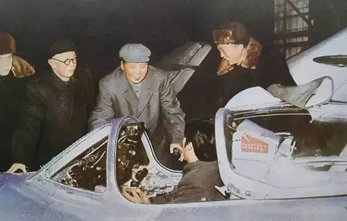 1958年2月13日上午毛泽东主席视察沈飞